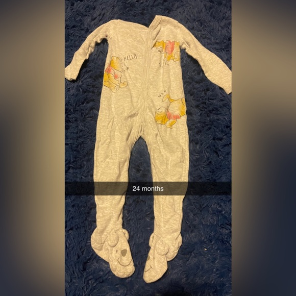 Worn once then too small. Smoke free home - Picture 3 of 5